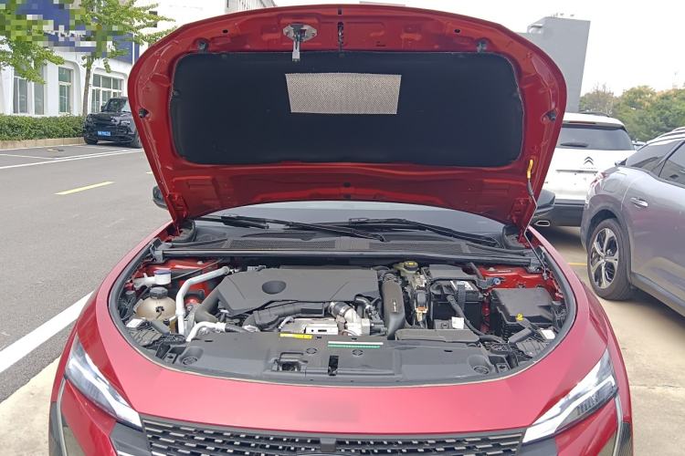 Used Peugeot 408X 2023 Active Version Engine Bay