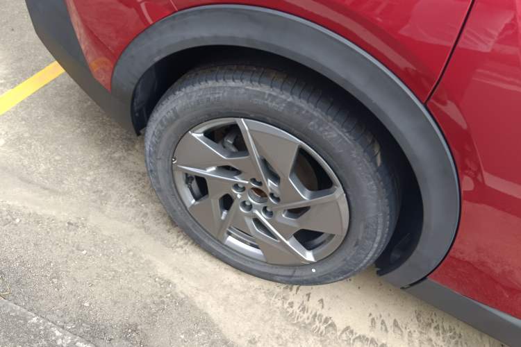 Used Peugeot 408X 2023 Active Version Exterior 8