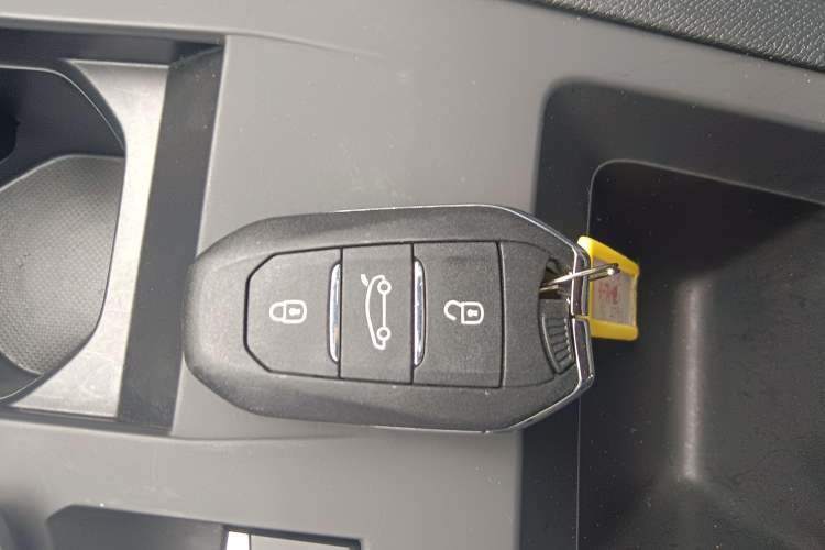 Used Peugeot 408X 2023 Active Version Interior 1