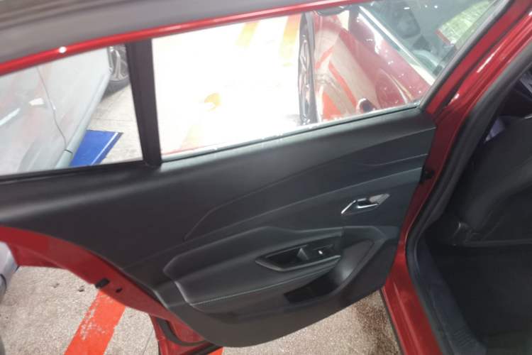 Used Peugeot 408X 2023 Gravity Edition Interior 8