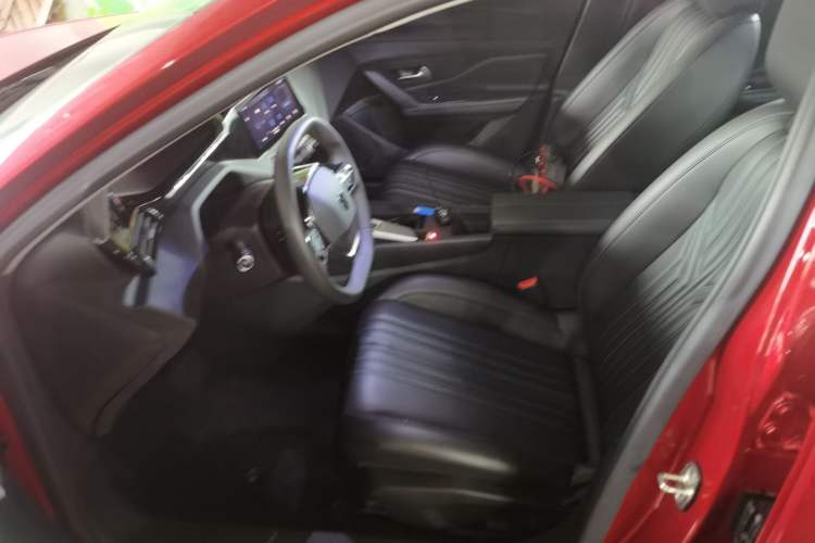 Used Peugeot 408X 2023 Gravity Edition Left Front Seat