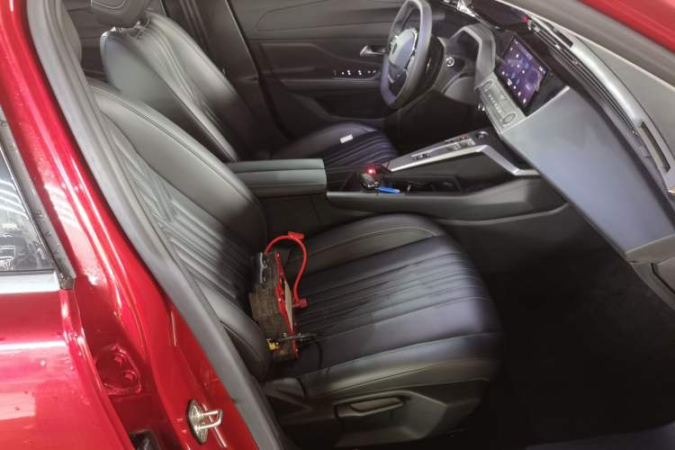 Used Peugeot 408X 2023 Gravity Edition Right Front Seat