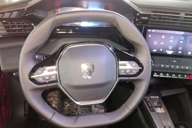 Used Peugeot 408X 2023 Gravity Edition Steering Wheel