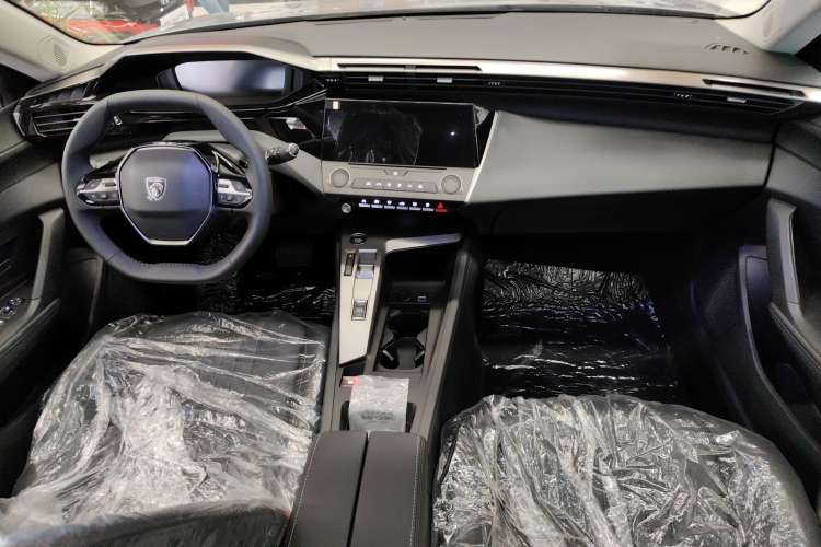 Used Peugeot 408X 2023 Gravity Edition Interior 3