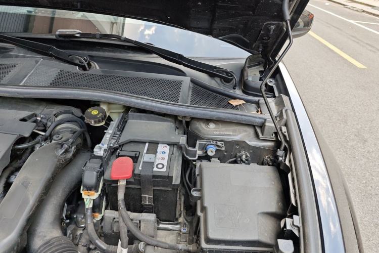 Used Peugeot 408X 2023 Charm Version Engine Bay Left