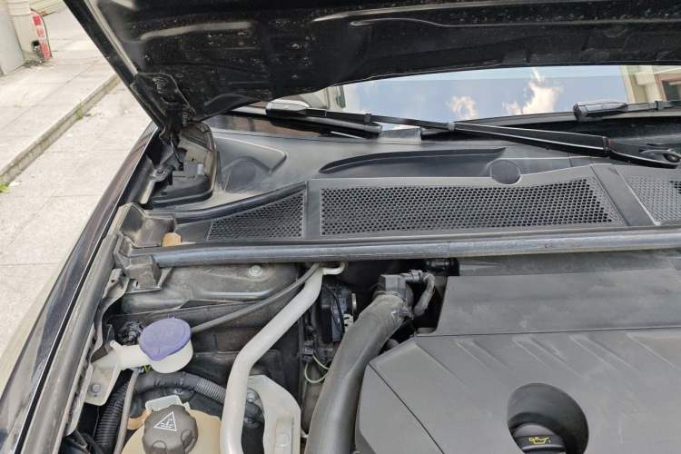 Used Peugeot 408X 2023 Charm Version Engine Bay Right