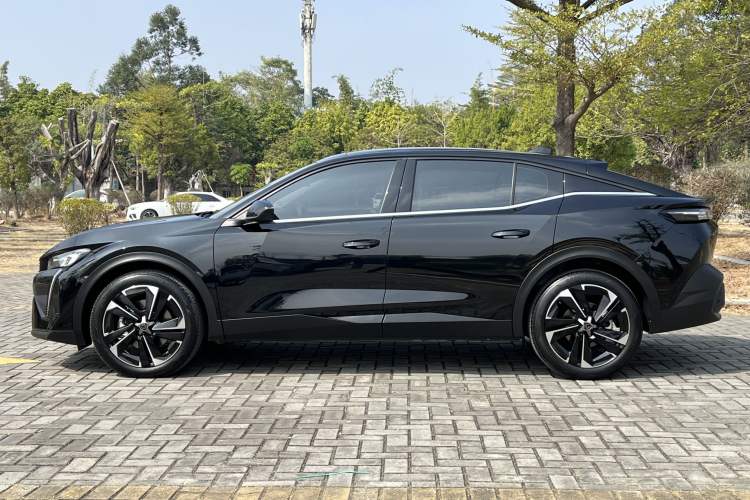 Used Peugeot 408X 2023 Gravity Edition Exterior 6
