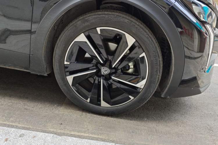 Used Peugeot 408X 2023 Charm Version Exterior 7