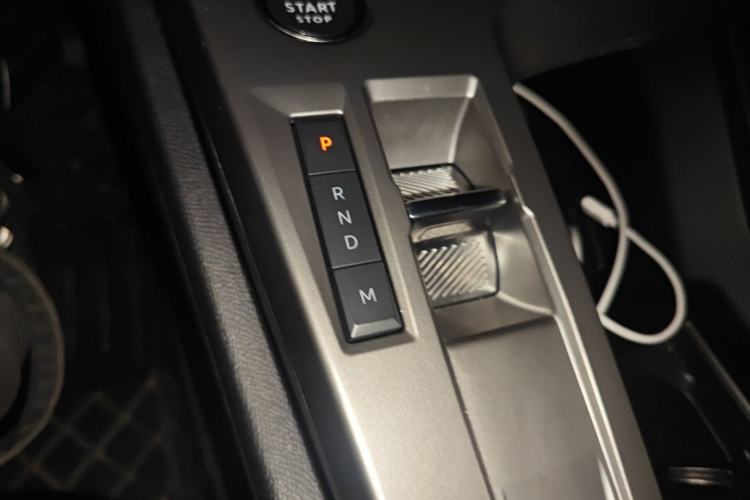 Used Peugeot 408X 2023 Gravity Edition Gear Lever