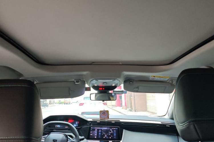 Used Peugeot 408X 2023 Charm Version Headliner