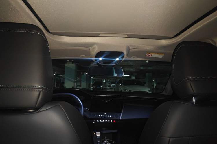 Used Peugeot 408X 2023 Gravity Edition Headliner