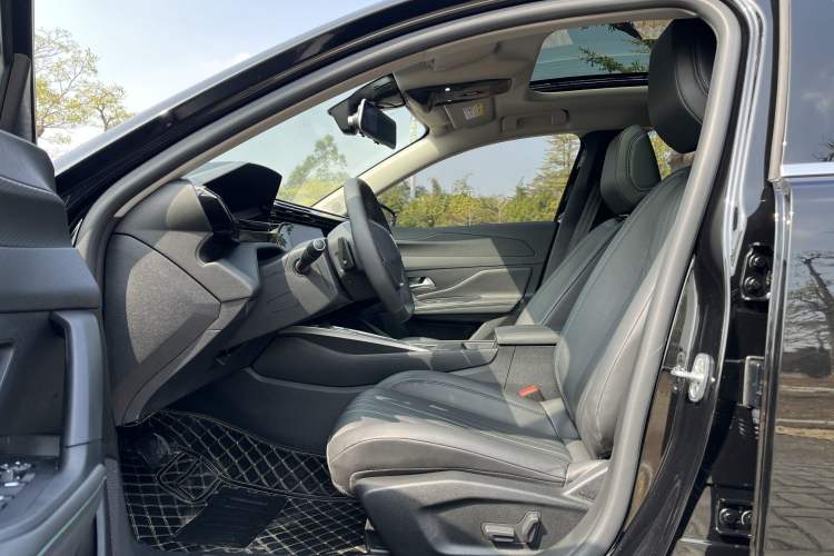 Used Peugeot 408X 2023 Gravity Edition Interior 3