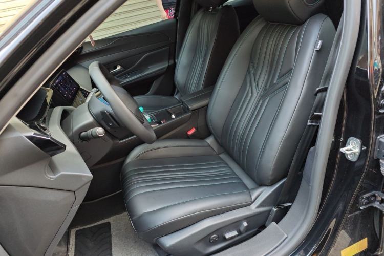Used Peugeot 408X 2023 Charm Version Left Front Seat
