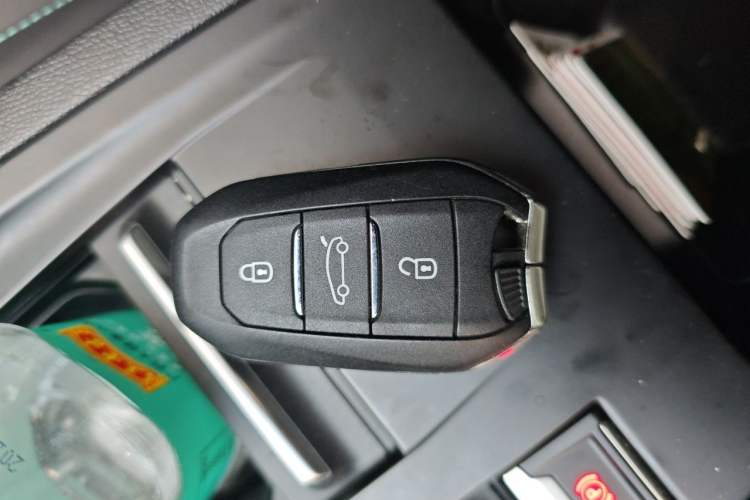Used Peugeot 408X 2023 Charm Version Vehicle Key