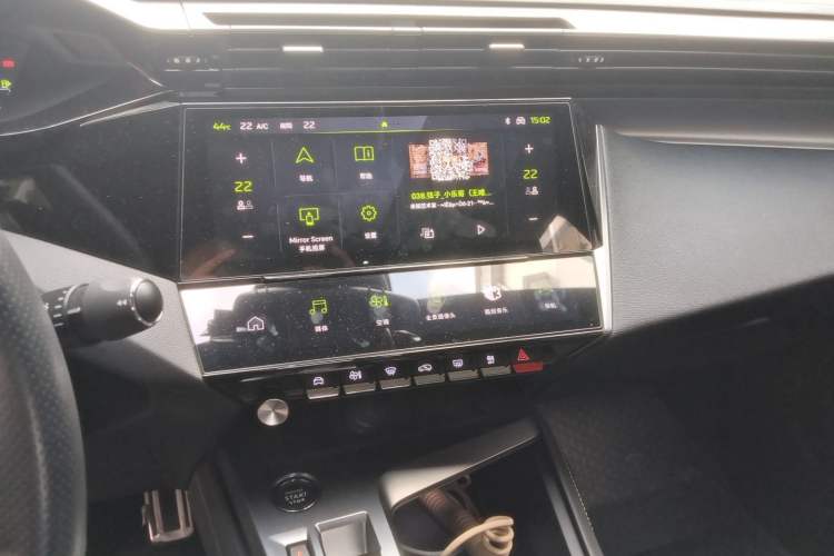 Used Peugeot 408X 2023 Boundary-Free Edition Audio And AC Panel