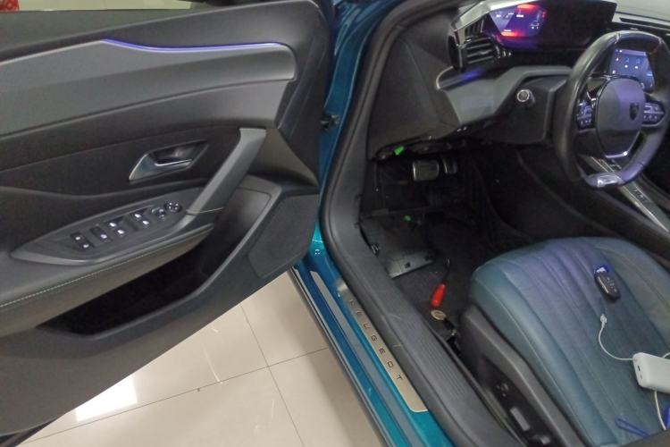 Used Peugeot 408X 2023 Boundary-Free Edition Driver Seat
