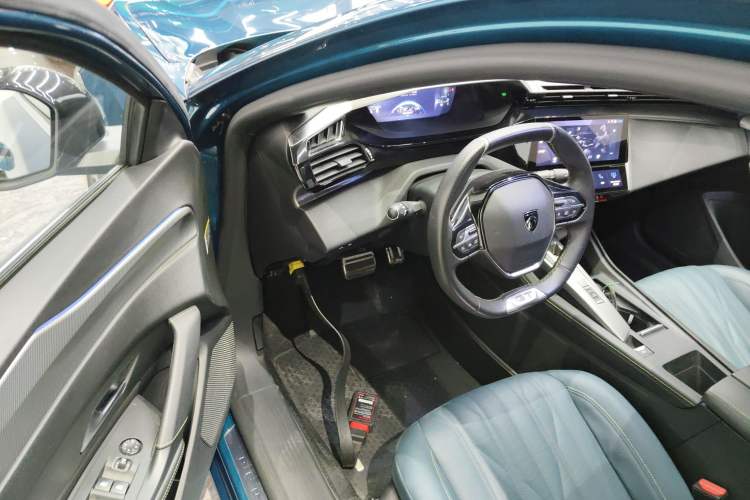 Used Peugeot 408X 2023 Boundary-Free Edition Driver Seat