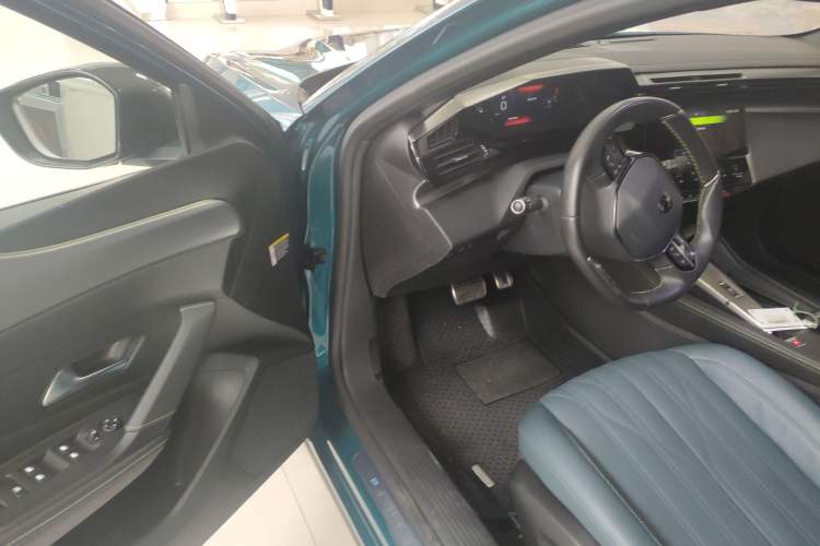 Used Peugeot 408X 2023 Boundary-Free Edition Driver Seat