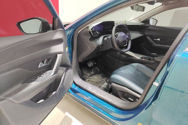 Used Peugeot 408X 2023 Charm Version Driver Seat