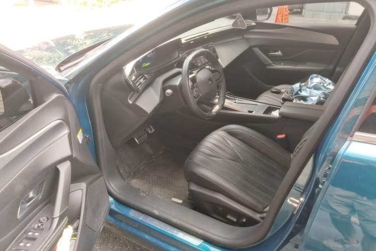 Used Peugeot 408X 2023 Boundary-Free Edition Driver Seat