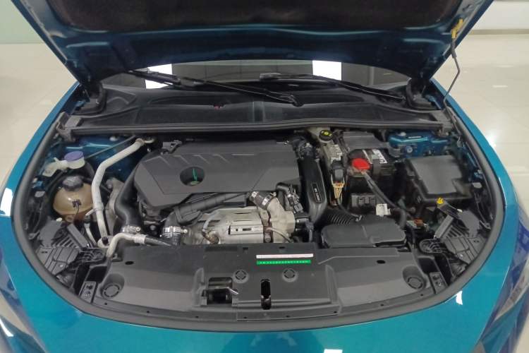 Used Peugeot 408X 2023 Boundary-Free Edition Engine Bay