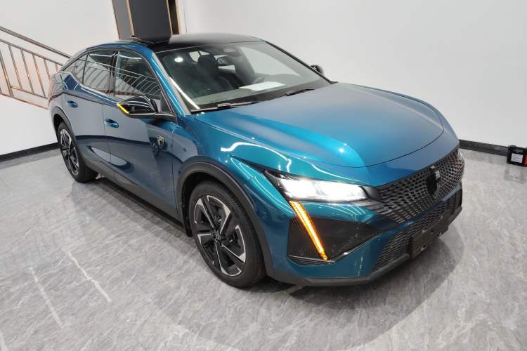 Used Peugeot 408X 2023 Boundary-Free Edition Front Right 45 Deg