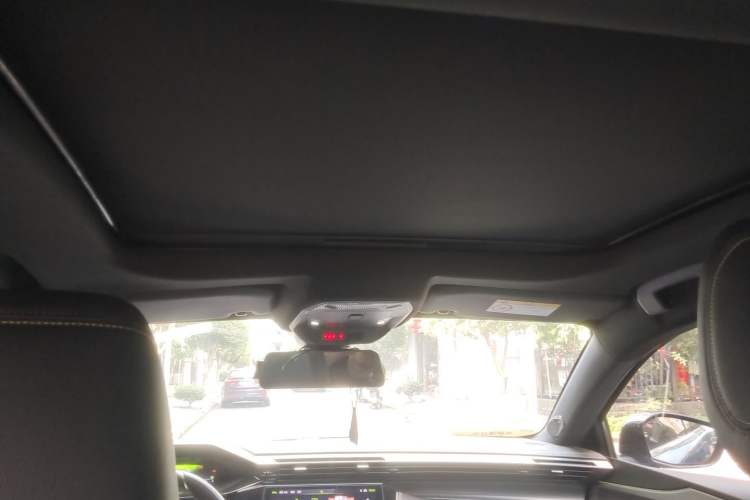 Used Peugeot 408X 2023 Boundary-Free Edition Headliner