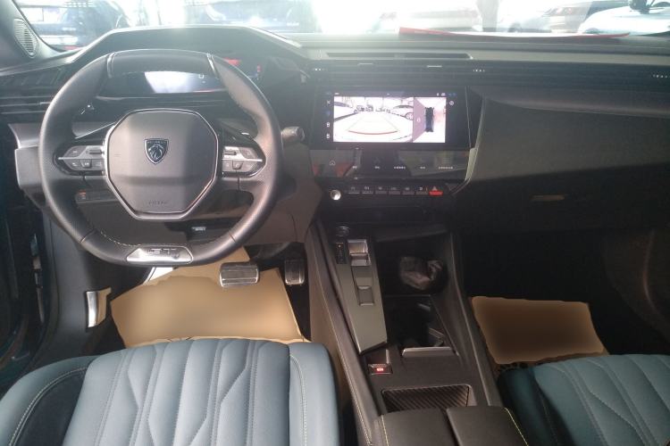Used Peugeot 408X 2023 Boundary-Free Edition Interior 2