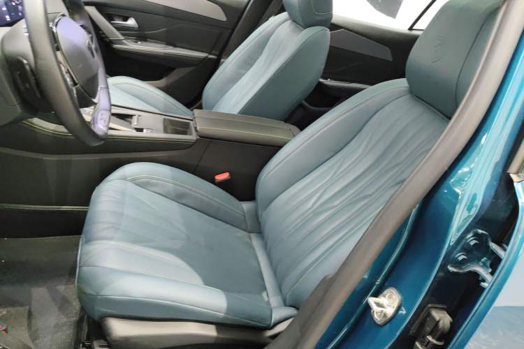 Used Peugeot 408X 2023 Boundary-Free Edition Left Front Seat