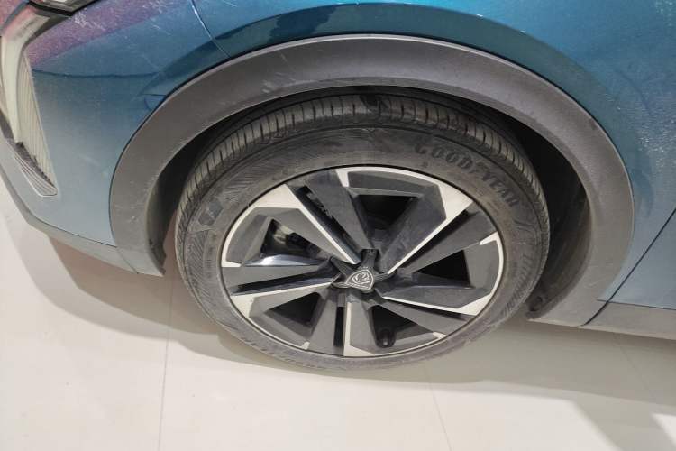 Used Peugeot 408X 2023 Charm Version Left Front Wheel Hub