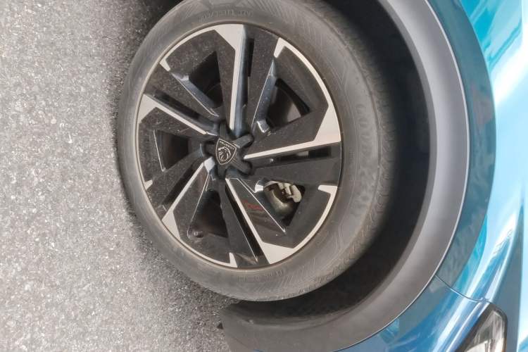 Used Peugeot 408X 2023 Boundary-Free Edition Right Front Wheel Hub