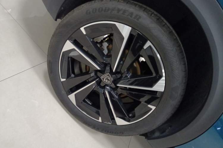 Used Peugeot 408X 2023 Boundary-Free Edition Right Rear Wheel Hub