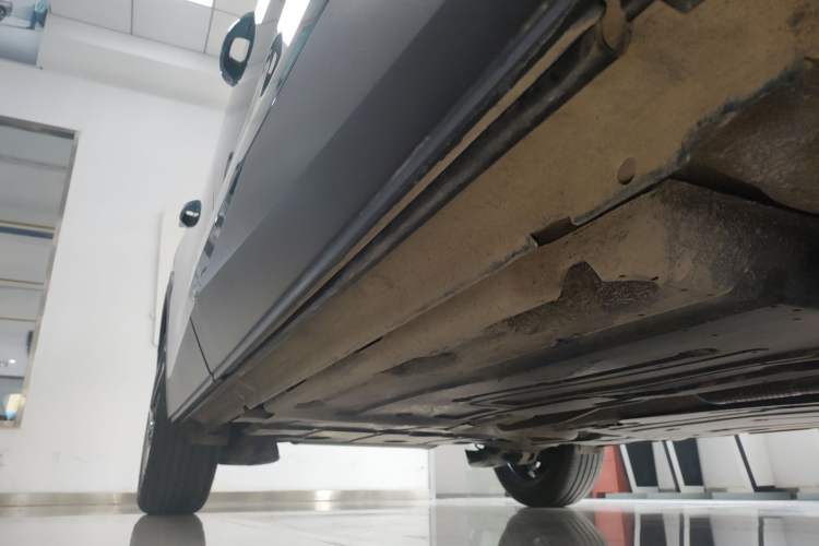 Used Peugeot 408X 2023 Boundary-Free Edition Right Side Sill