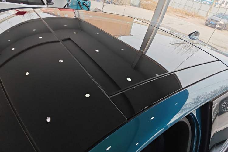 Used Peugeot 408X 2023 Charm Version Roof