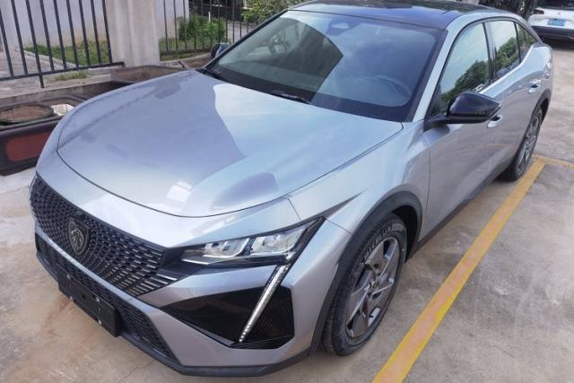 Used Peugeot 408X 2023 Gravity Edition