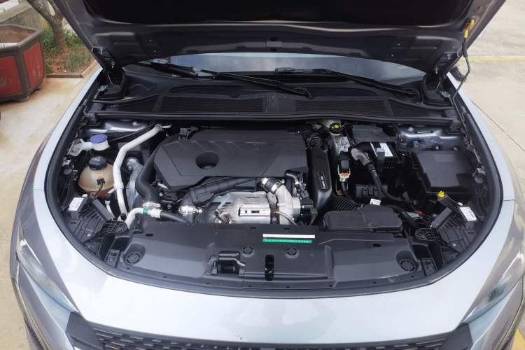Used Peugeot 408X 2023 Gravity Edition Engine Bay