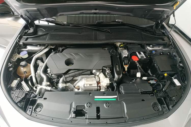 Used Peugeot 408X 2023 Charm Version Engine Bay