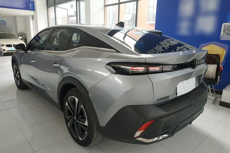 Used Peugeot 408X 2023 Charm Version Exterior 2