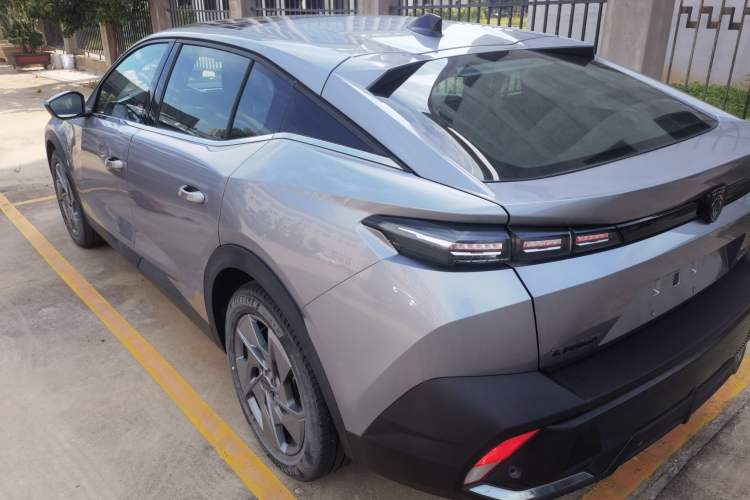 Used Peugeot 408X 2023 Gravity Edition Exterior 3