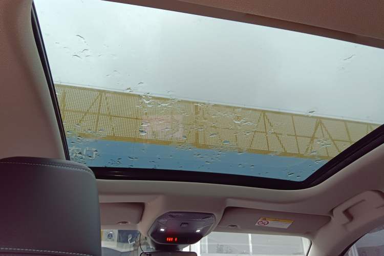 Used Peugeot 408X 2023 Charm Version Headliner