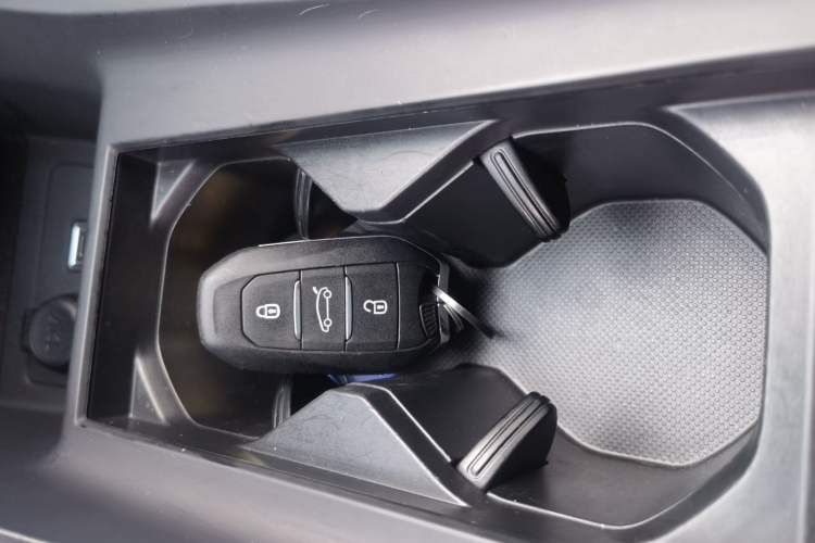 Used Peugeot 408X 2023 Gravity Edition Interior 1