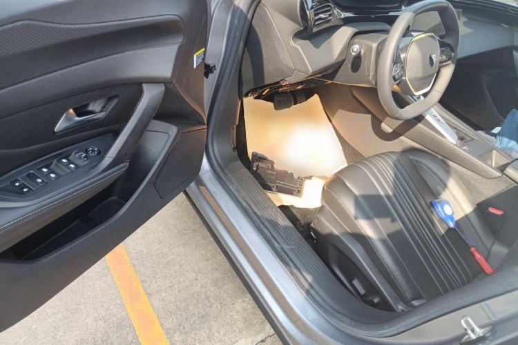 Used Peugeot 408X 2023 Gravity Edition Interior 3