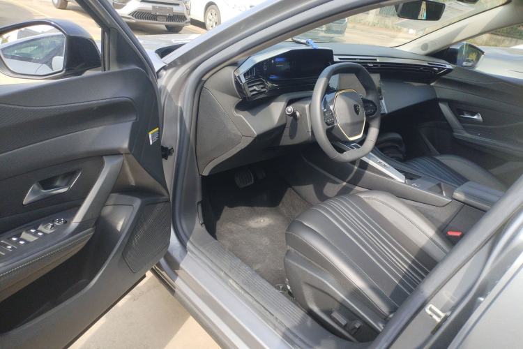 Used Peugeot 408X 2023 Gravity Edition Interior 3