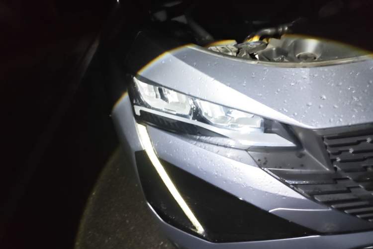 Used Peugeot 408X 2023 Boundary-Free Edition Right Front Headlight
