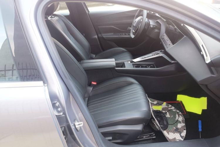 Used Peugeot 408X 2023 Gravity Edition Right Front Seat