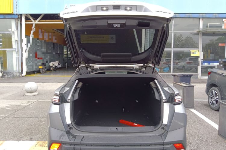 Used Peugeot 408X 2023 Charm Version Trunk