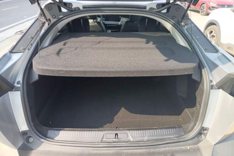 Used Peugeot 408X 2023 Gravity Edition Trunk