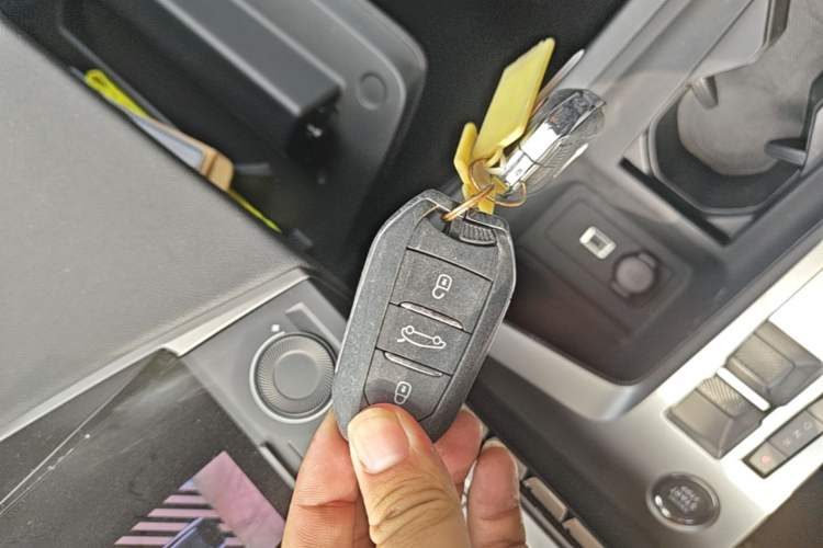 Used Peugeot 408X 2023 Active Version Vehicle Key
