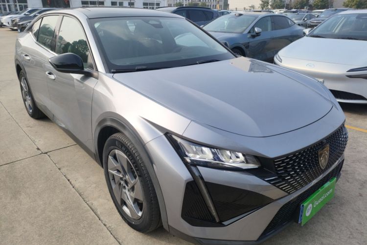 Used Peugeot 408X 2023 Gravity Edition Front Right 45 Deg