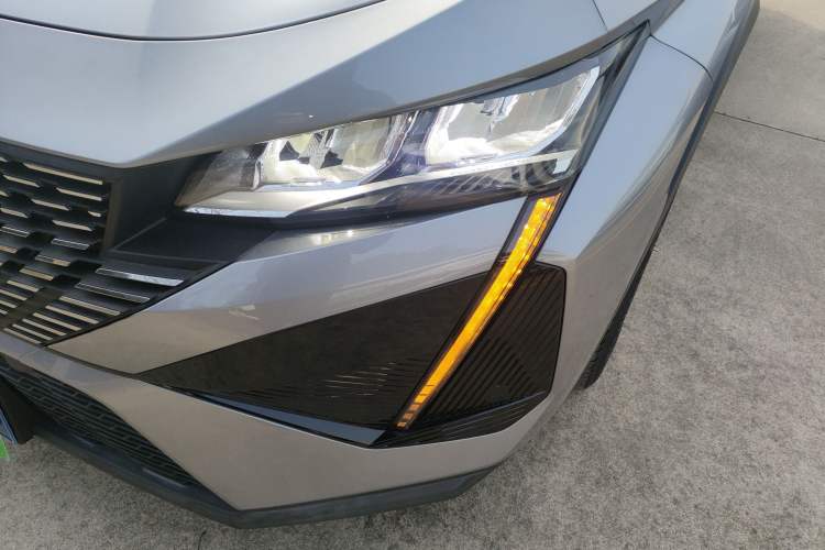 Used Peugeot 408X 2023 Gravity Edition Left Front Headlight